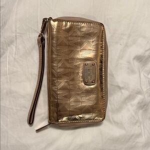 Michael Kors Wristlet Wallet